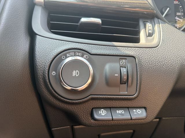 Used 2019 Buick Envision Premium w/ Driver Confidence Package AWD/4WD image 35