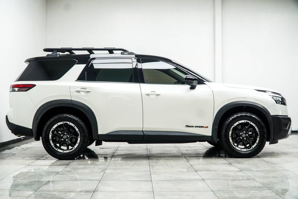 Used 2024 Nissan Pathfinder Rock Creek AWD/4WD image 6