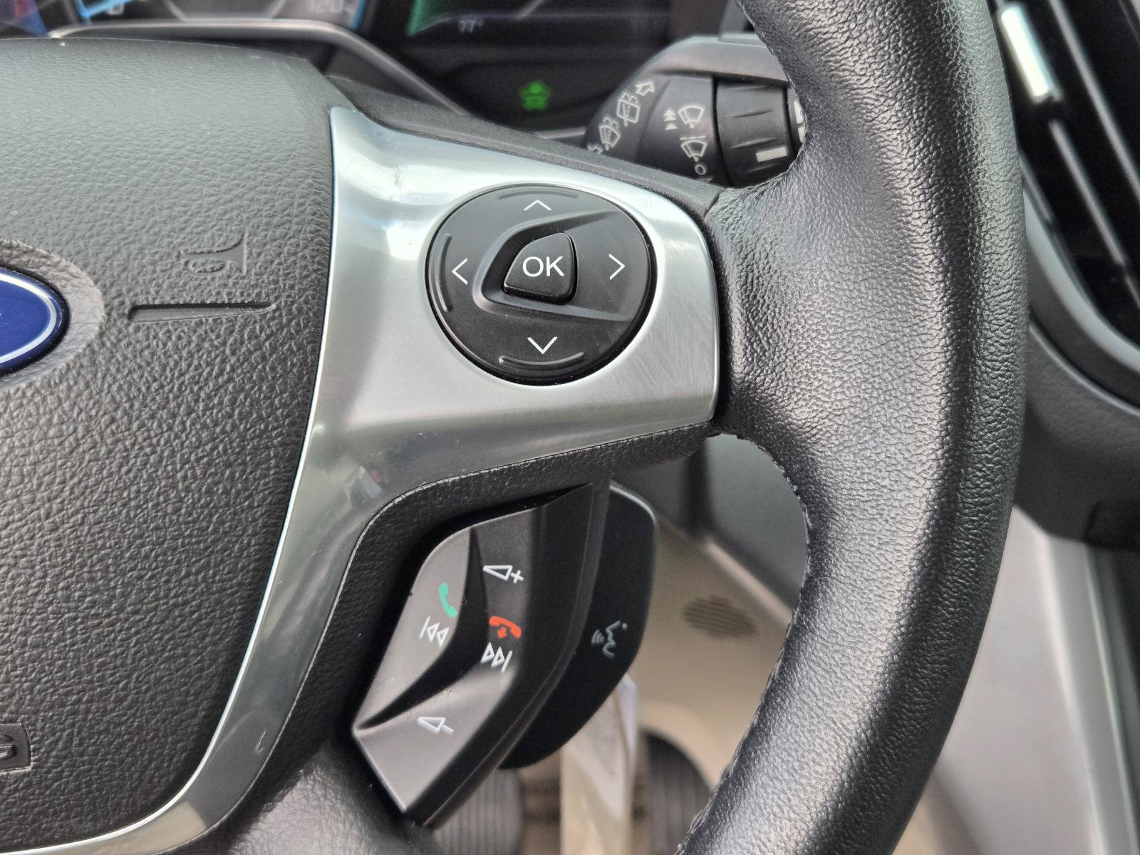 Used 2014 Ford C-MAX SE FWD image 16