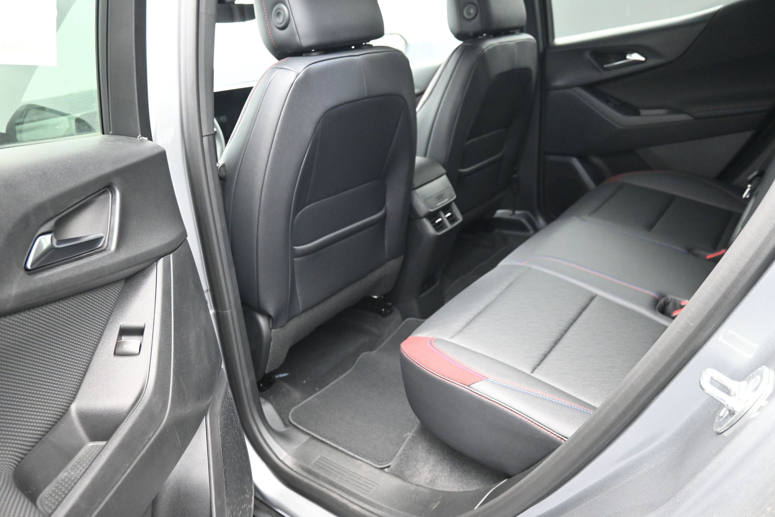 New 2026 Chevrolet Equinox RS w/ Safety and Technology Package AWD/4WD image 27