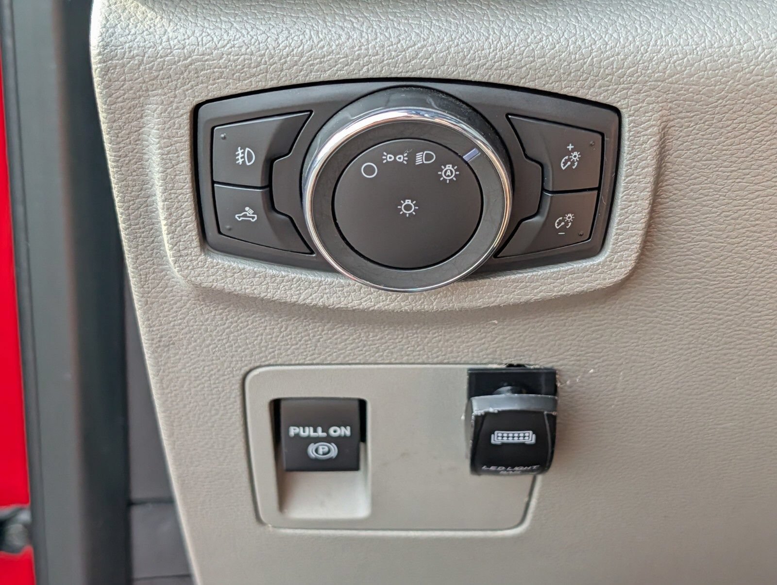 Used 2018 Ford F150 XLT w/ XTR Package AWD/4WD image 10