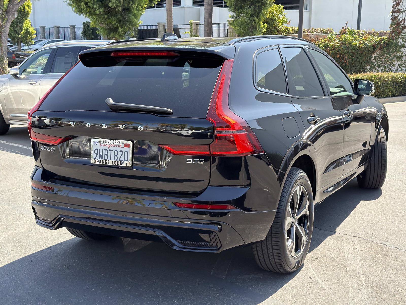 Certified 2026 Volvo XC60 B5 Core AWD/4WD image 5