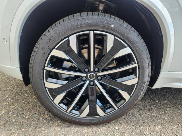 New 2026 Volvo XC90 B6 Ultra w/ Lounge Package AWD/4WD image 18