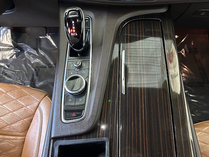 Used 2021 Cadillac Escalade Sport w/ Driver Assist Tech Package AWD/4WD image 19