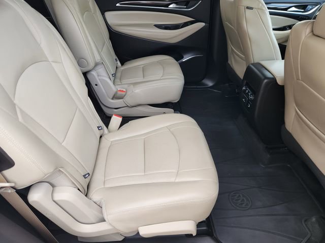 Used 2018 Buick Enclave Premium w/ LPO, Hit The Road Package FWD image 32