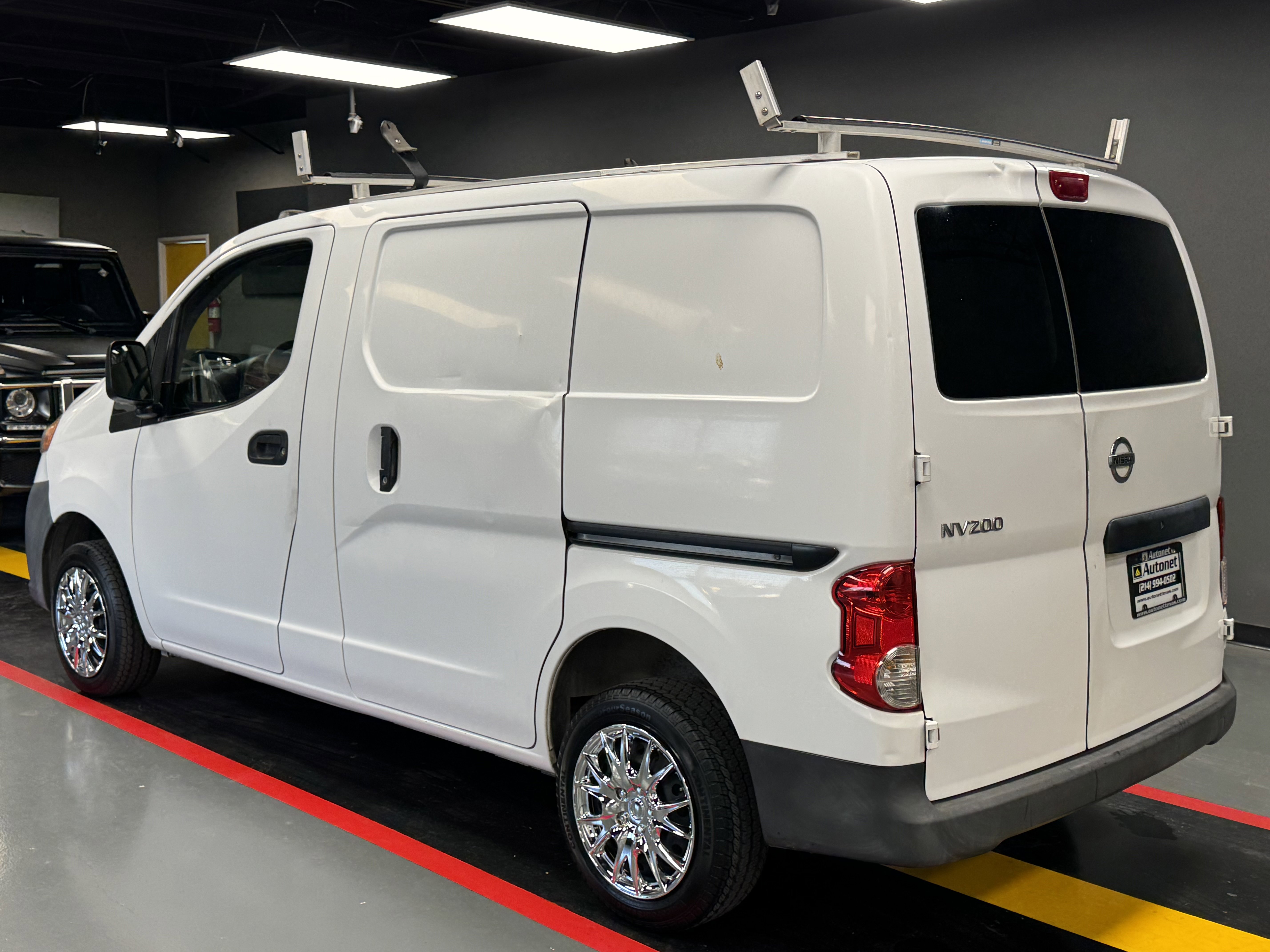 Used 2015 Nissan NV200 S w/ Back Door Glass Package image 6