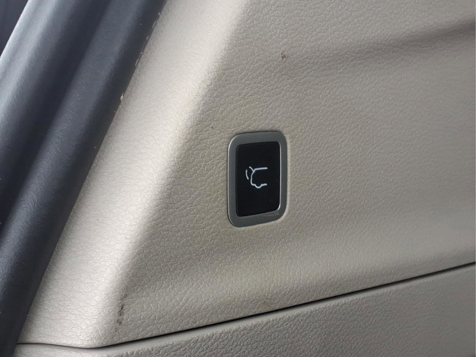 Used 2024 Chrysler Pacifica Select image 30
