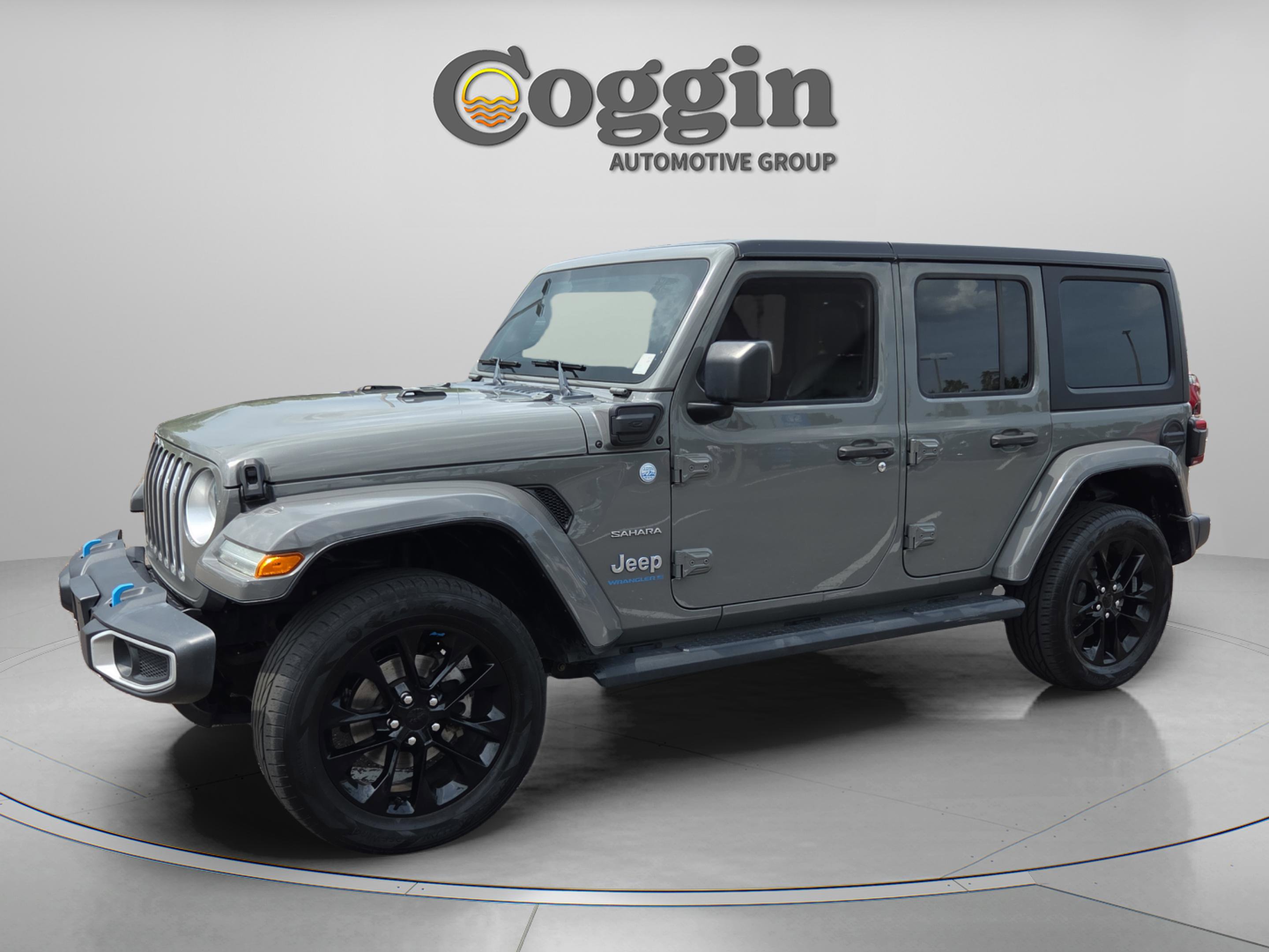 Used 2023 Jeep Wrangler Unlimited Sahara AWD/4WD image 1