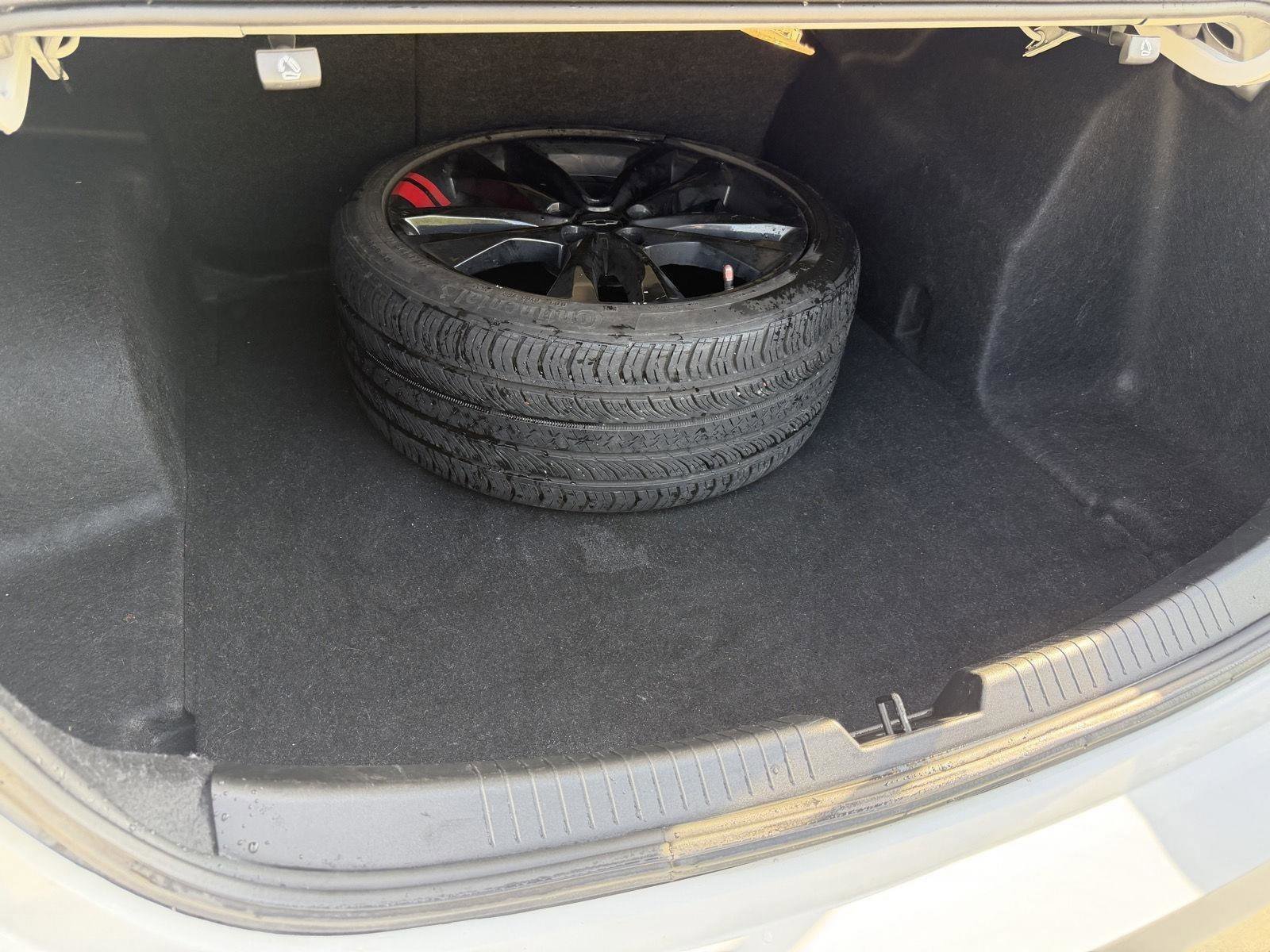 Used 2023 Chevrolet Malibu LT w/ Redline Edition FWD image 20