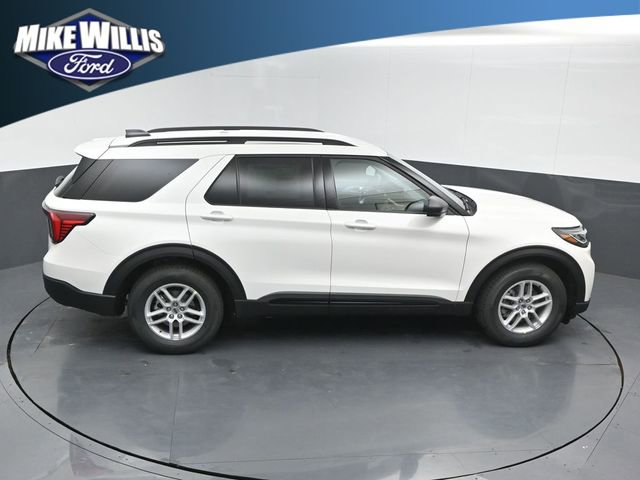 New 2026 Ford Explorer Active RWD image 24