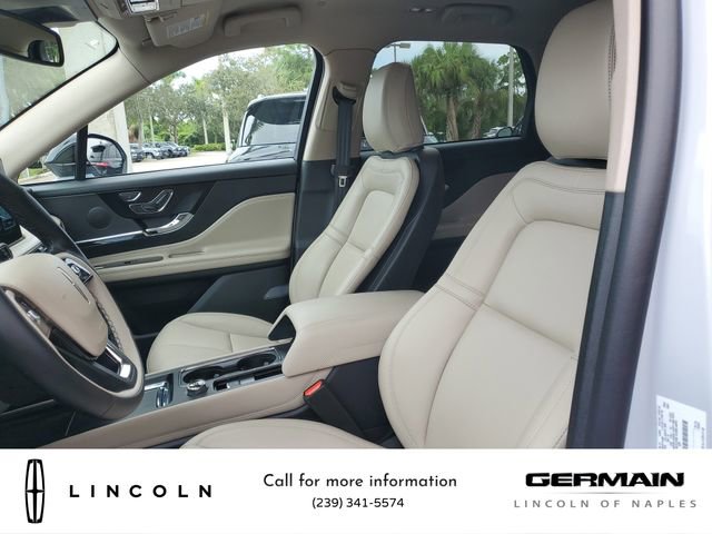 New 2026 Lincoln Corsair Premiere image 18