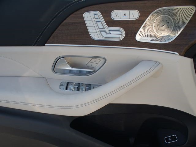 Used 2025 Mercedes-Benz GLE 53 AMG 4MATIC image 30