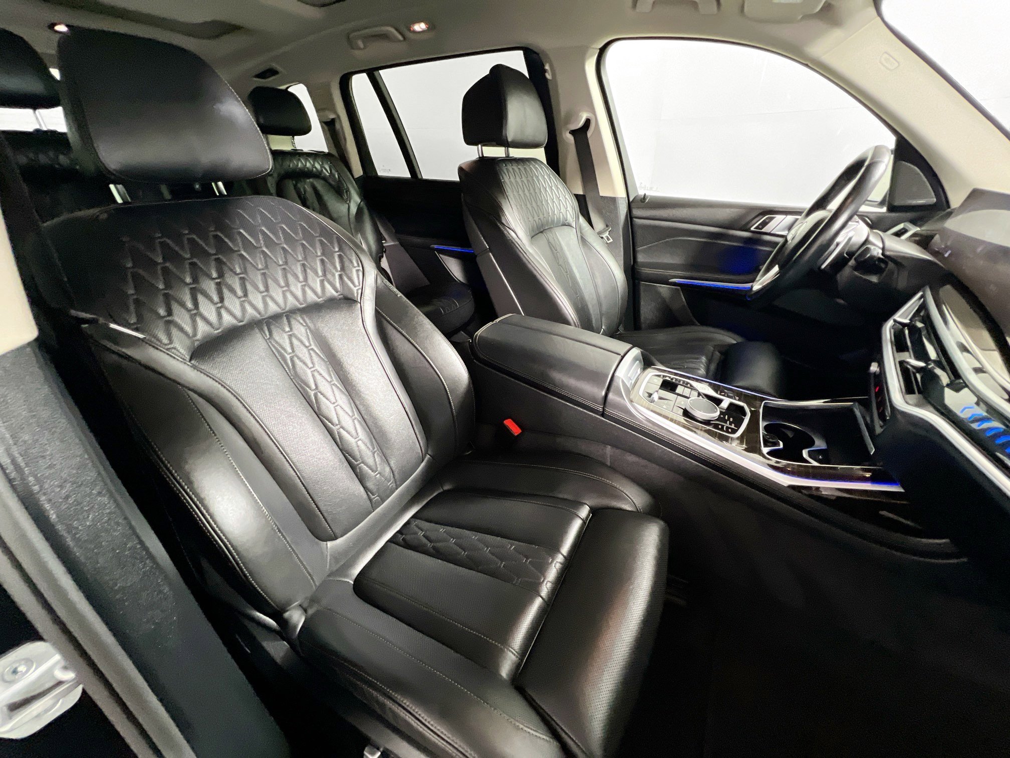 Used 2025 BMW X7 xDrive40i image 31