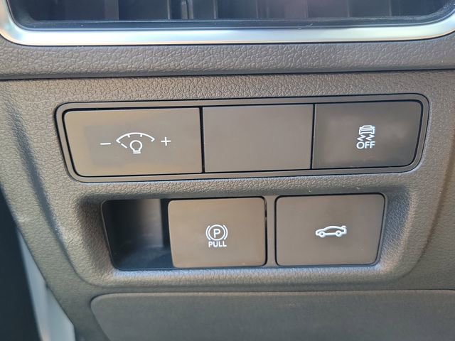 Used 2025 Hyundai Sonata SEL FWD image 19