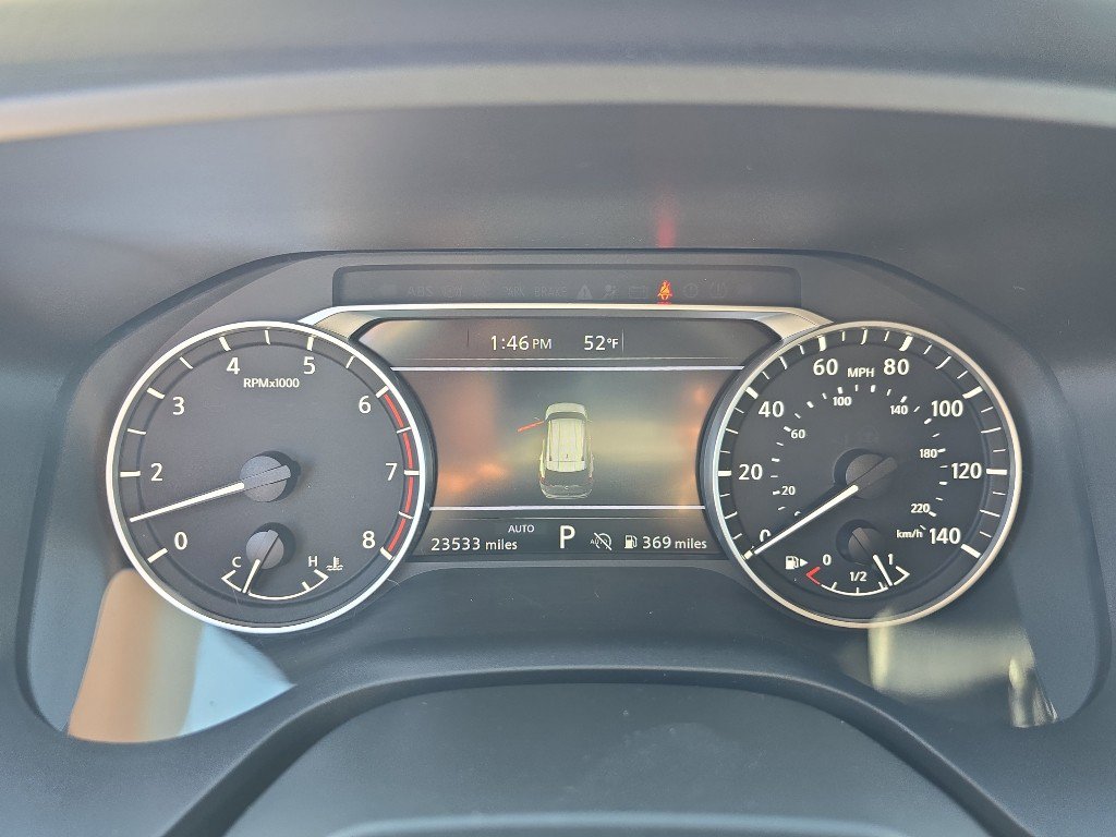 Used 2025 Nissan Rogue SV image 13