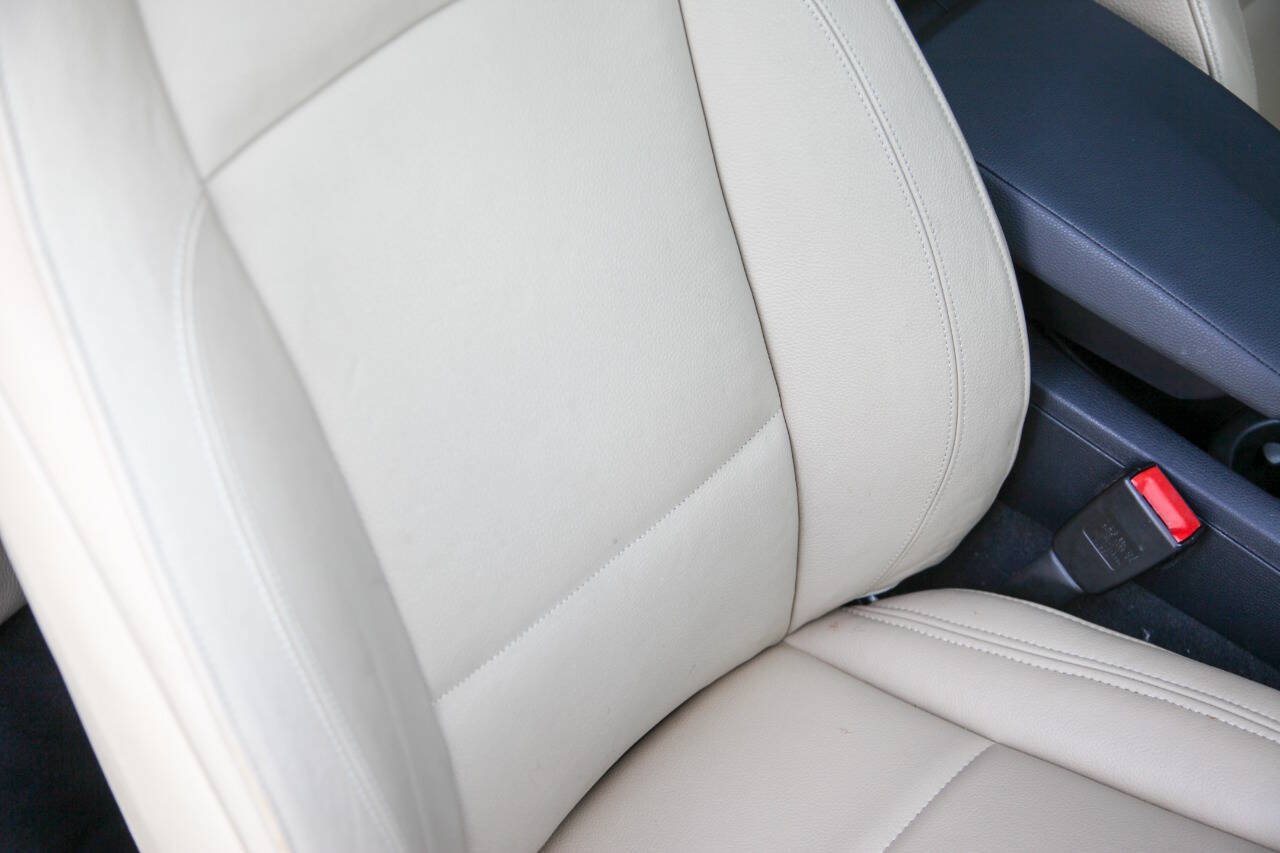 Used 2011 BMW 128i Coupe RWD image 46