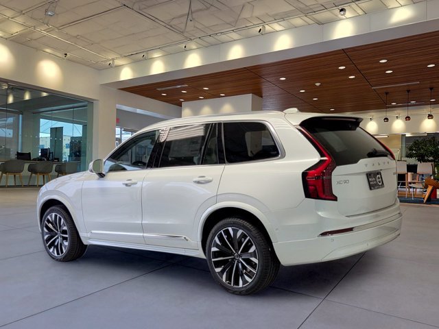New 2026 Volvo XC90 B5 Plus w/ Protection Package Premier AWD/4WD image 3