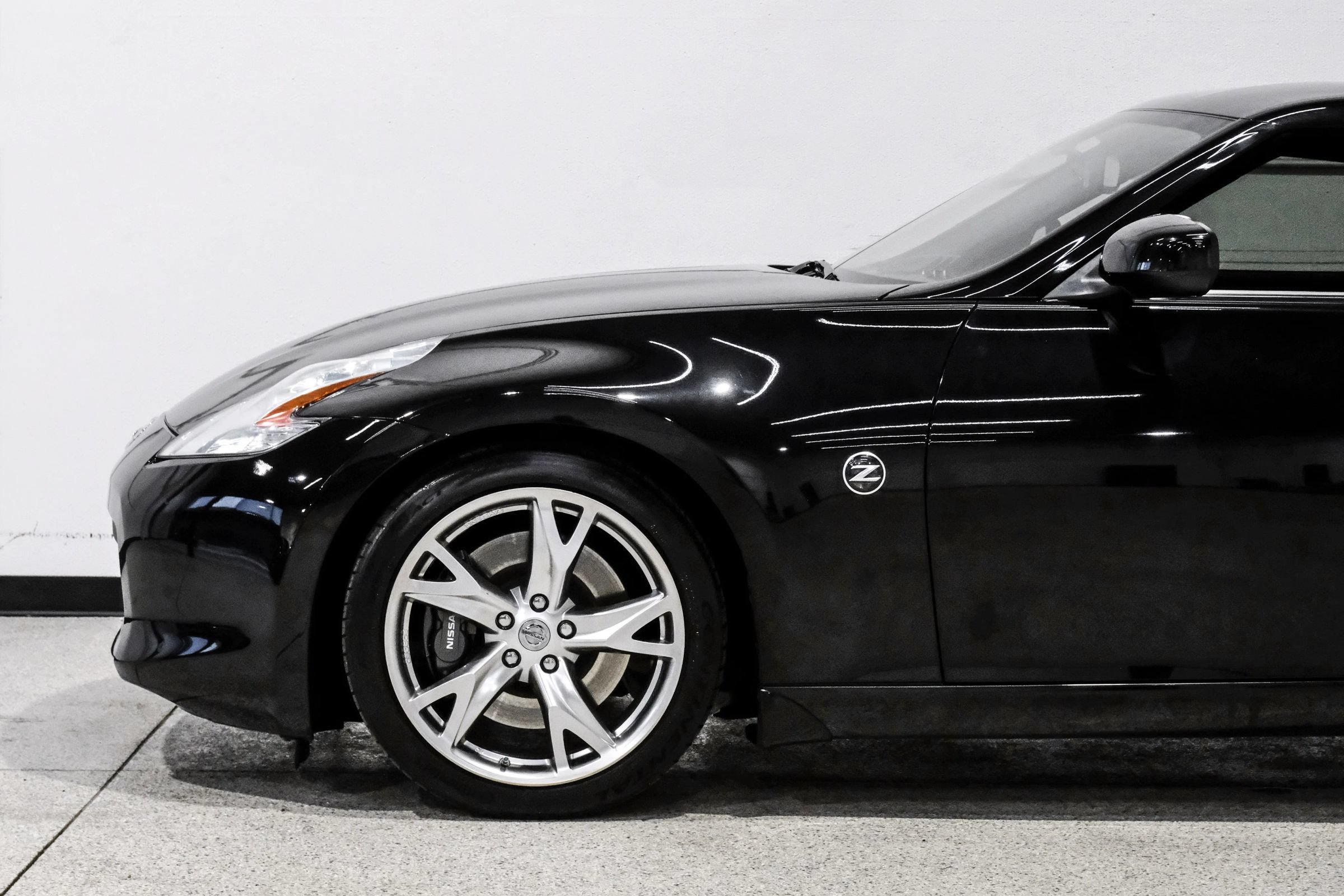 Used 2012 Nissan 370Z Touring w/ Sport Pkg RWD image 9