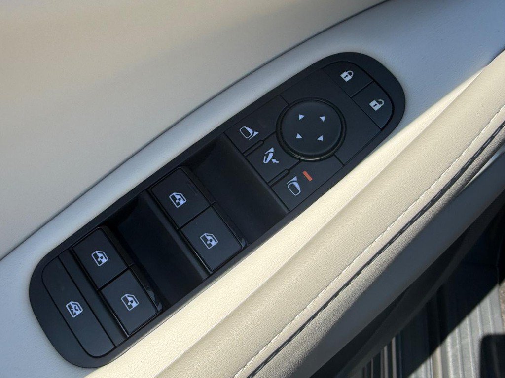 New 2027 INFINITI QX60 Luxe AWD/4WD image 10