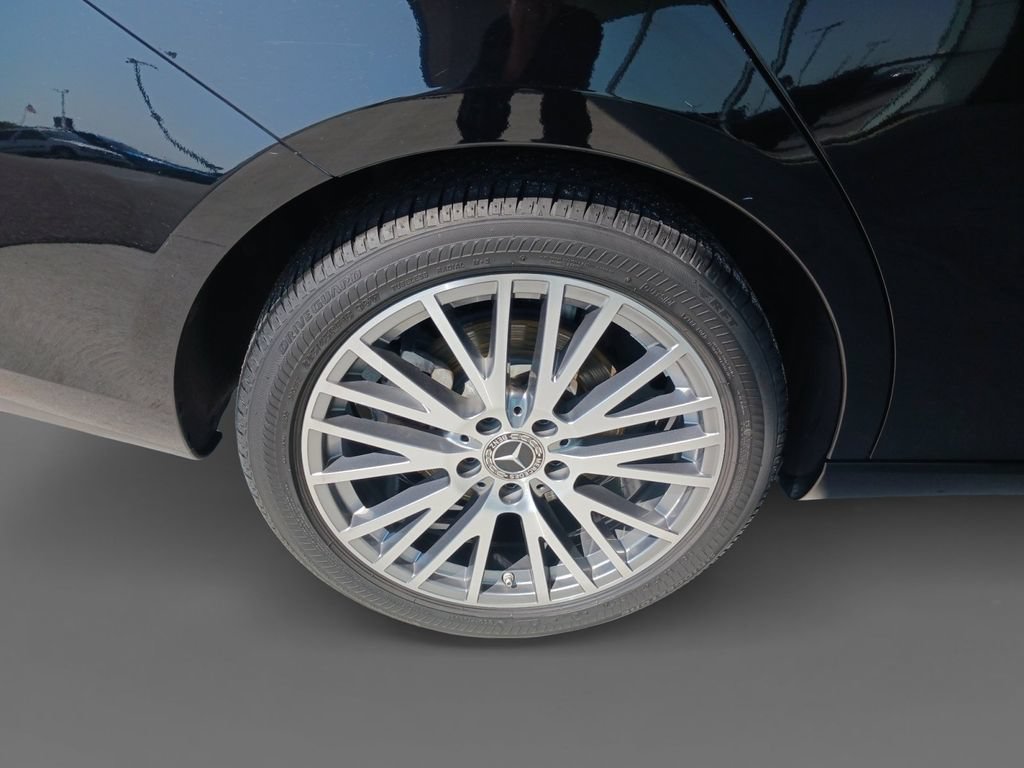 Used 2025 Mercedes-Benz CLA 250 image 10