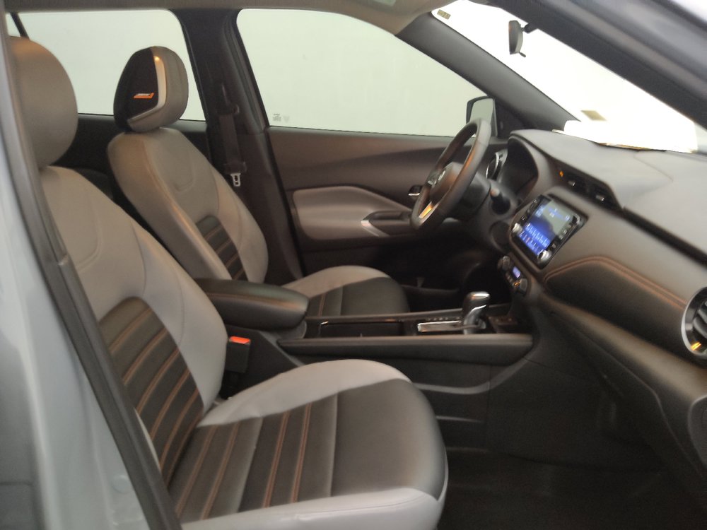Used 2021 Nissan Kicks SR w/ SR Premium Package FWD image 21