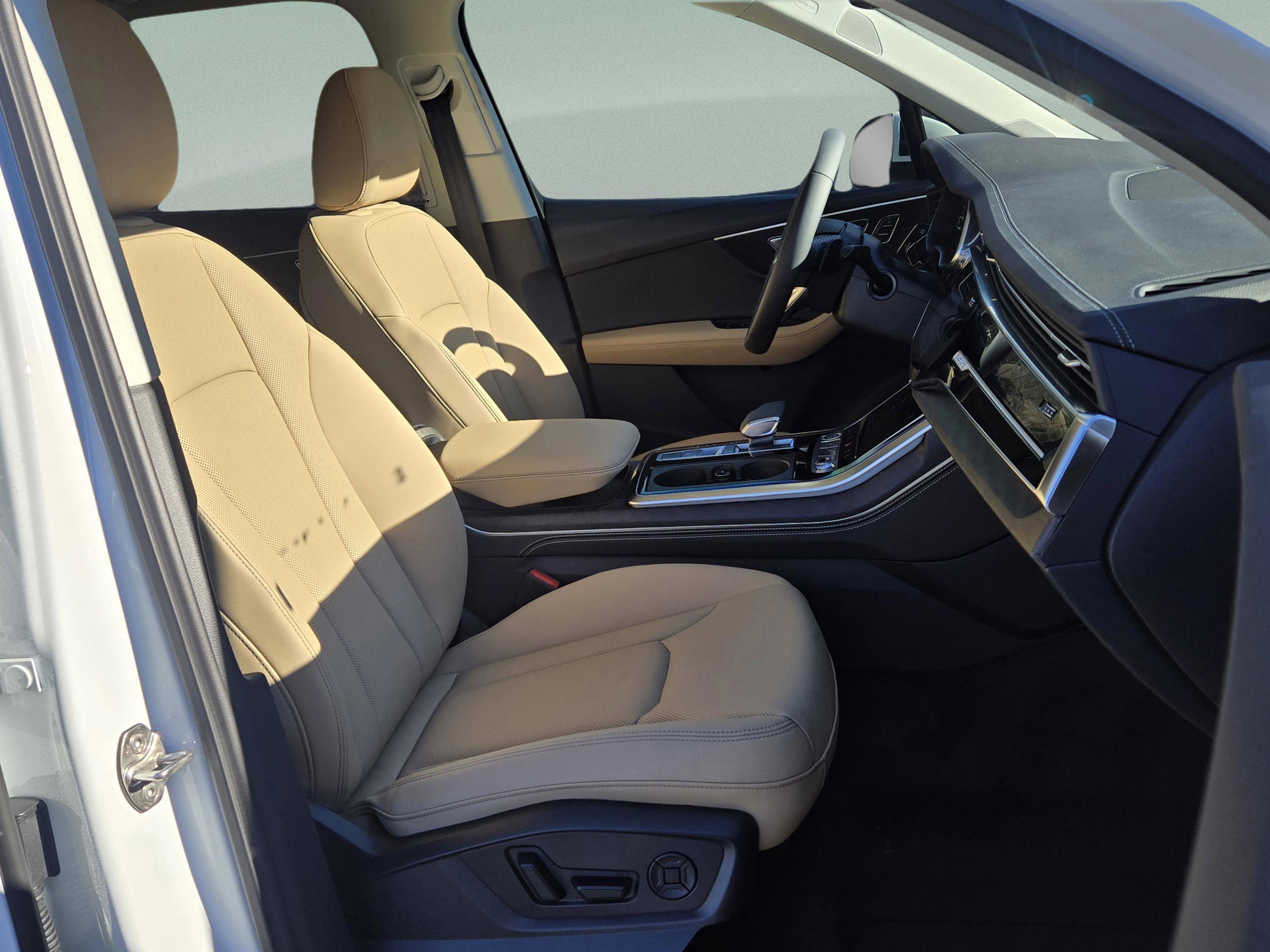 New 2025 Audi Q7 3.0T Premium Plus image 44