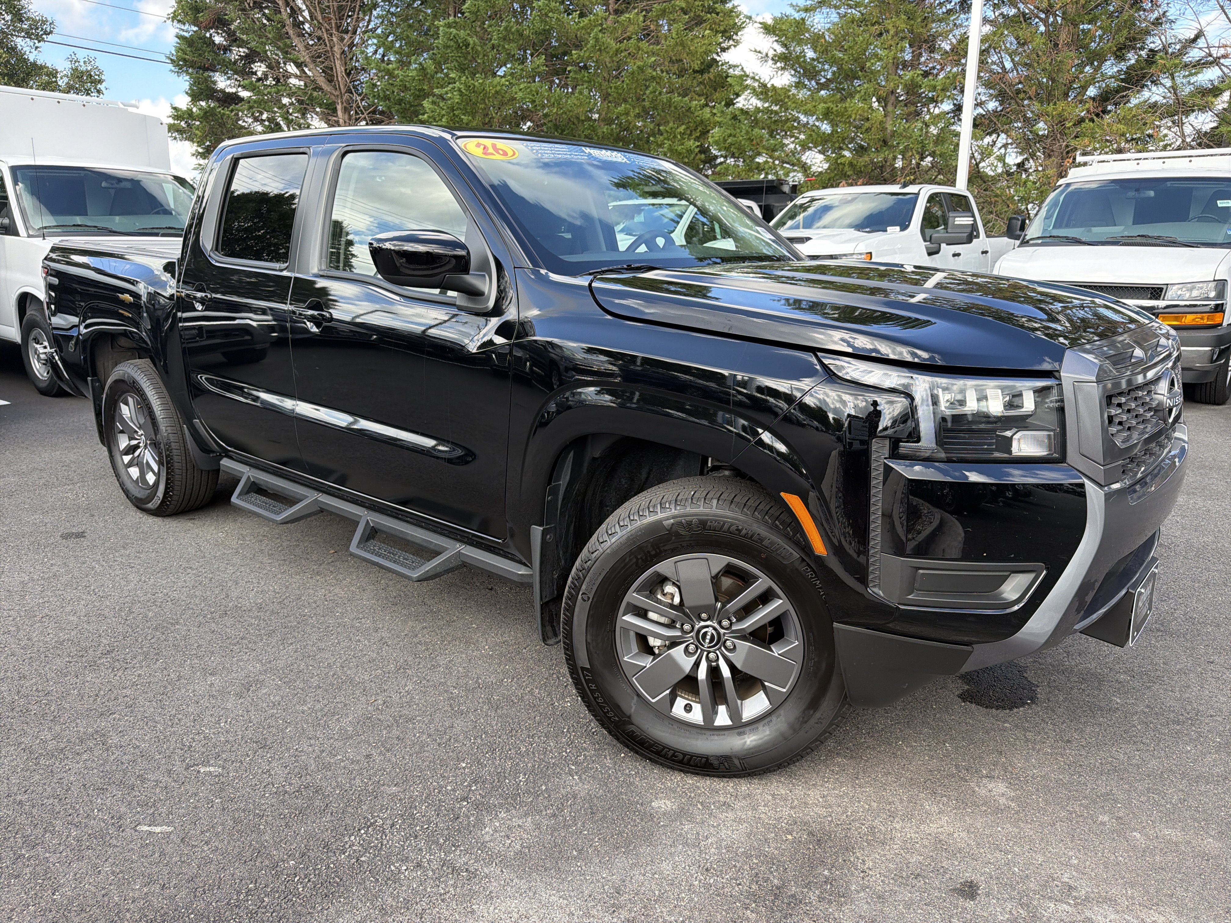 Used 2026 Nissan Frontier SV w/ SV Convenience Package AWD/4WD image 2