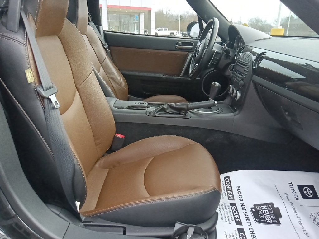 Used 2015 MAZDA MX-5 Miata Grand Touring w/ Premium Package image 25