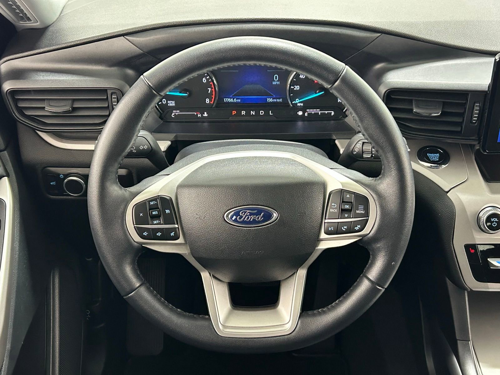 Used 2023 Ford Explorer XLT w/ Class IV Trailer Tow Package image 12