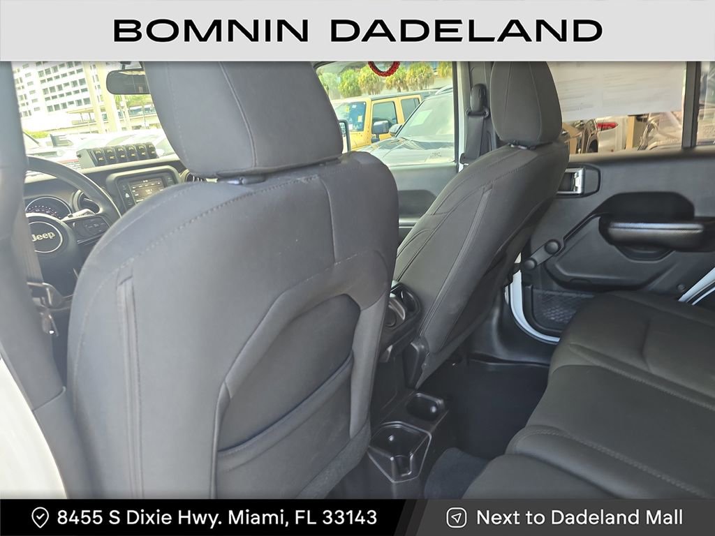 Used 2019 Jeep Wrangler Unlimited Sport image 12