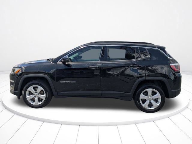 Used 2018 Jeep Compass Latitude w/ Popular Equipment Group FWD image 6