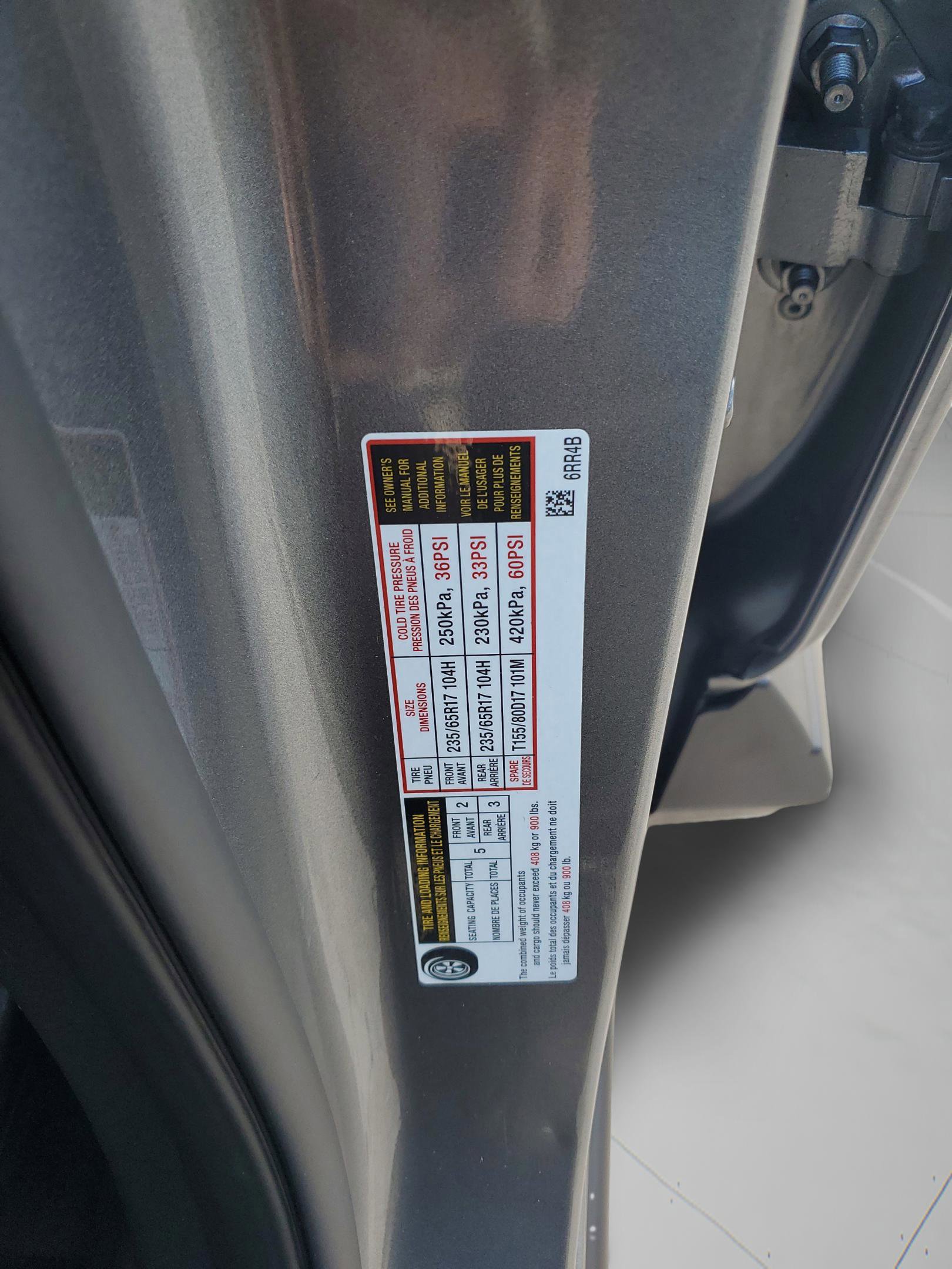 Used 2023 Nissan Rogue S image 31