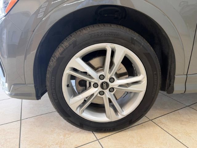 Used 2021 Audi Q3 2.0T Premium w/ Convenience Package AWD/4WD image 17
