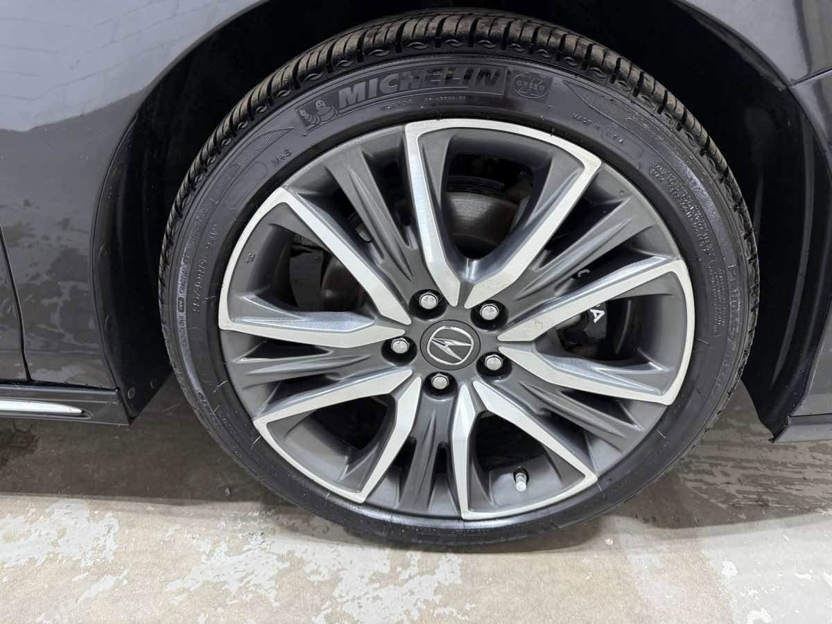 Used 2019 Acura RLX Sport Hybrid w/ Advance Pkg AWD/4WD image 6