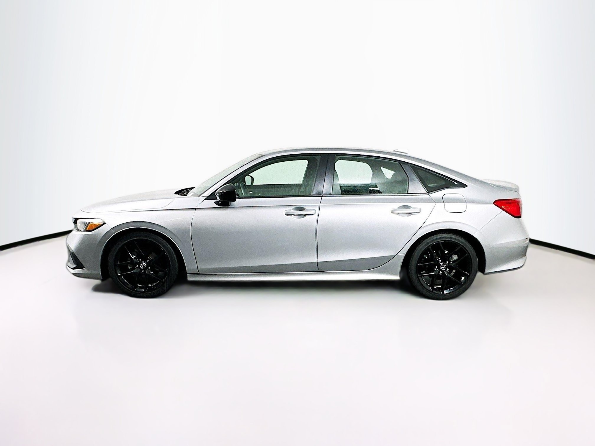 Used 2024 Honda Civic Sport image 4