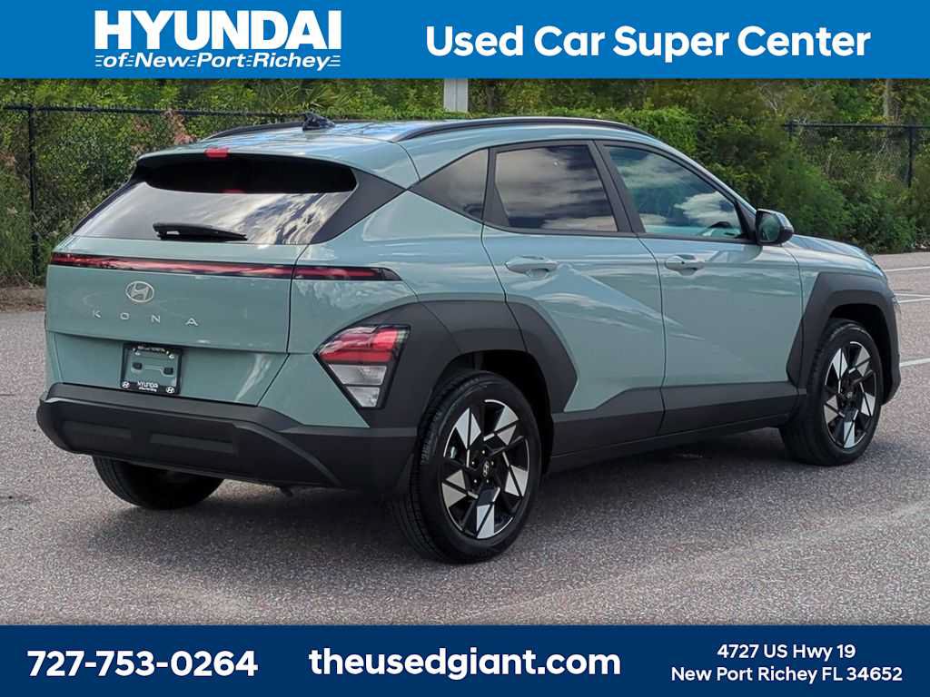 Certified 2024 Hyundai Kona SEL FWD image 5