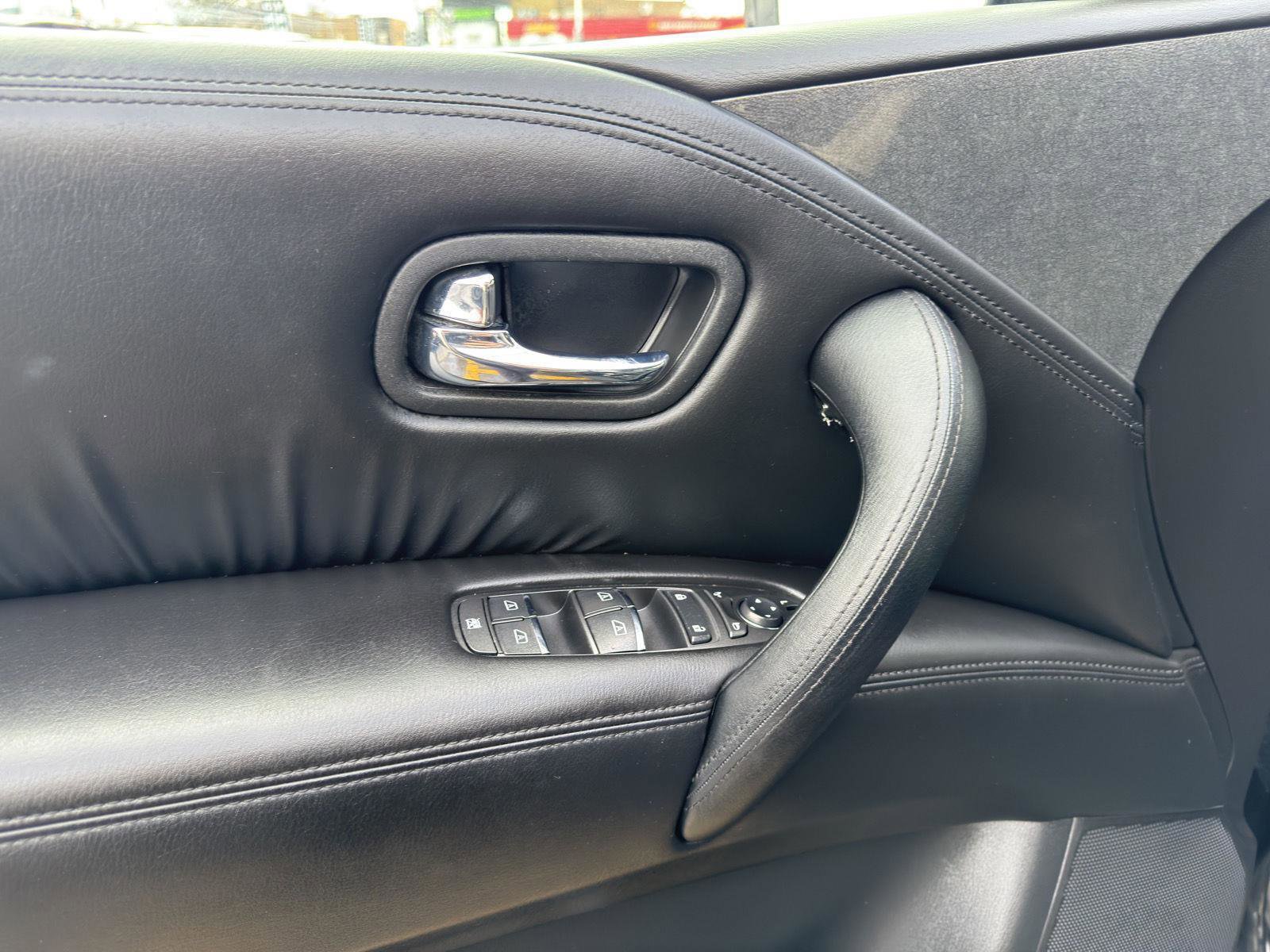 Used 2023 Nissan Armada SV w/ Cargo Package image 15