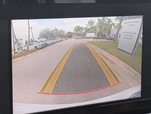 Used 2017 Mercedes-Benz E 300 image 14