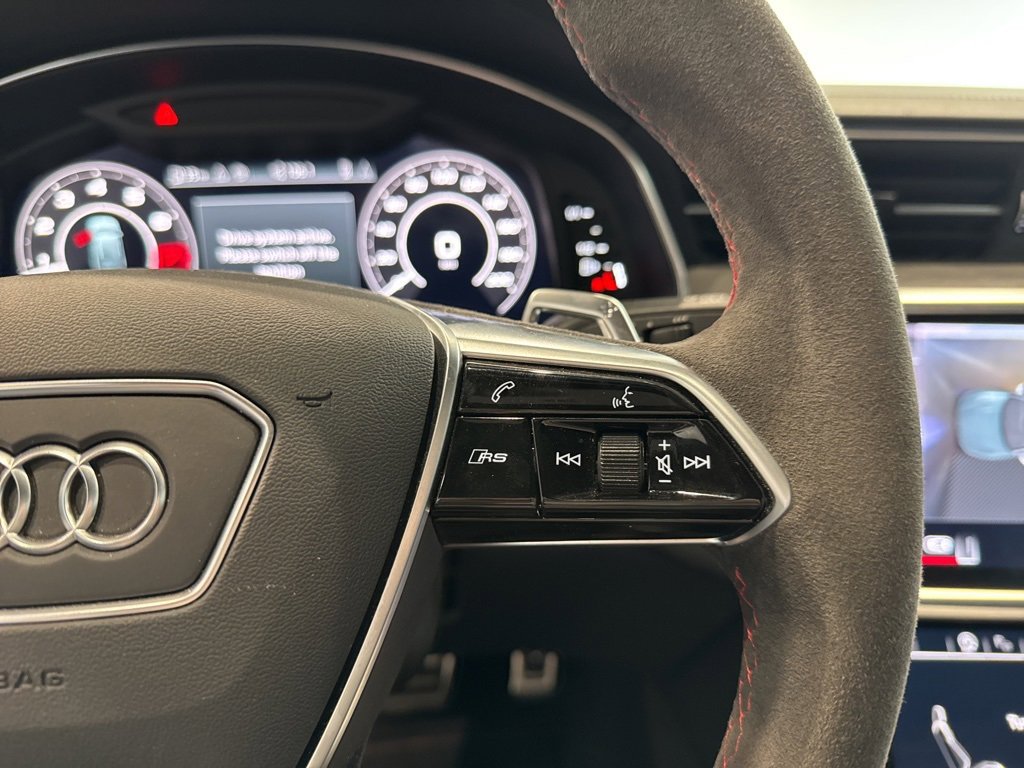 Used 2024 Audi RS 6 performance image 28