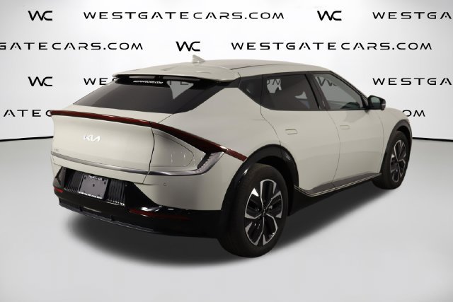 Used 2024 Kia EV6 Wind w/ Wind Technology Package RWD image 7