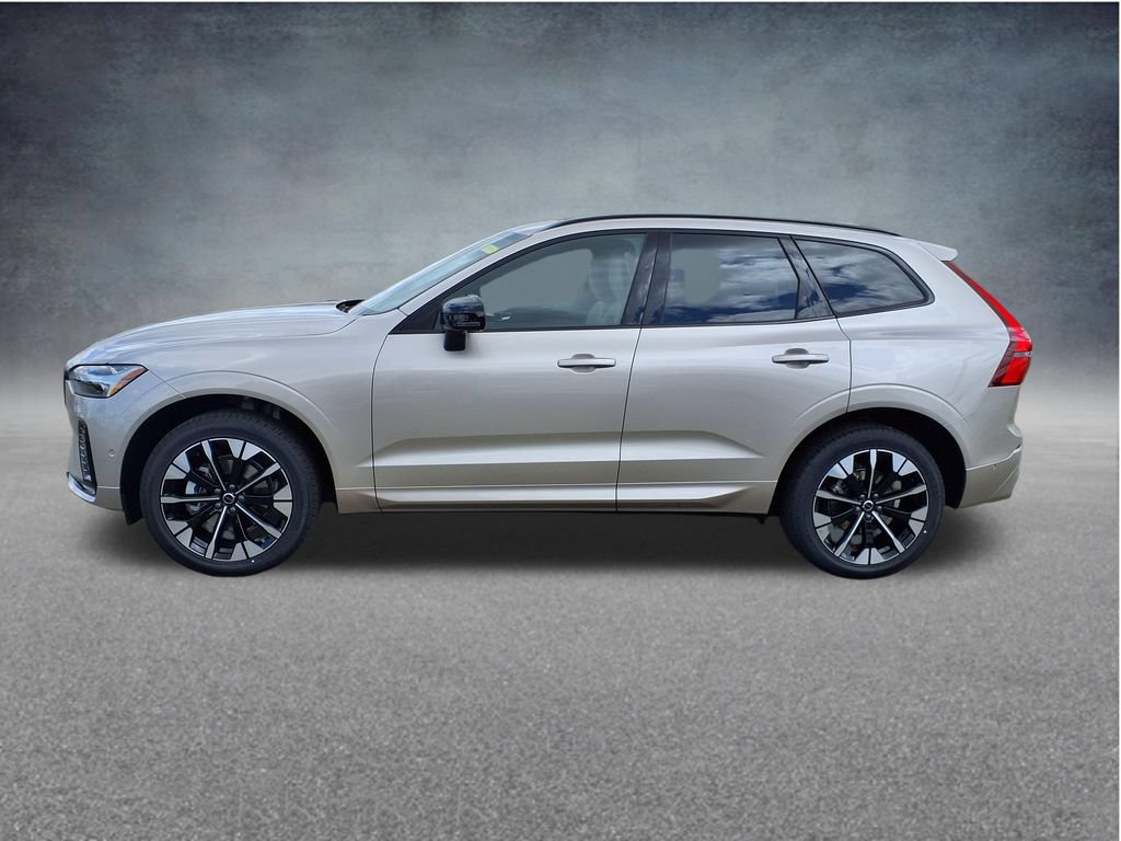New 2026 Volvo XC60 B5 Plus w/ Protection Package Premier AWD/4WD image 5