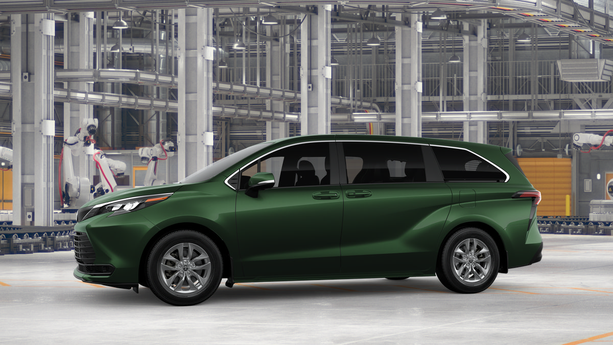 New 2026 Toyota Sienna LE FWD image 5