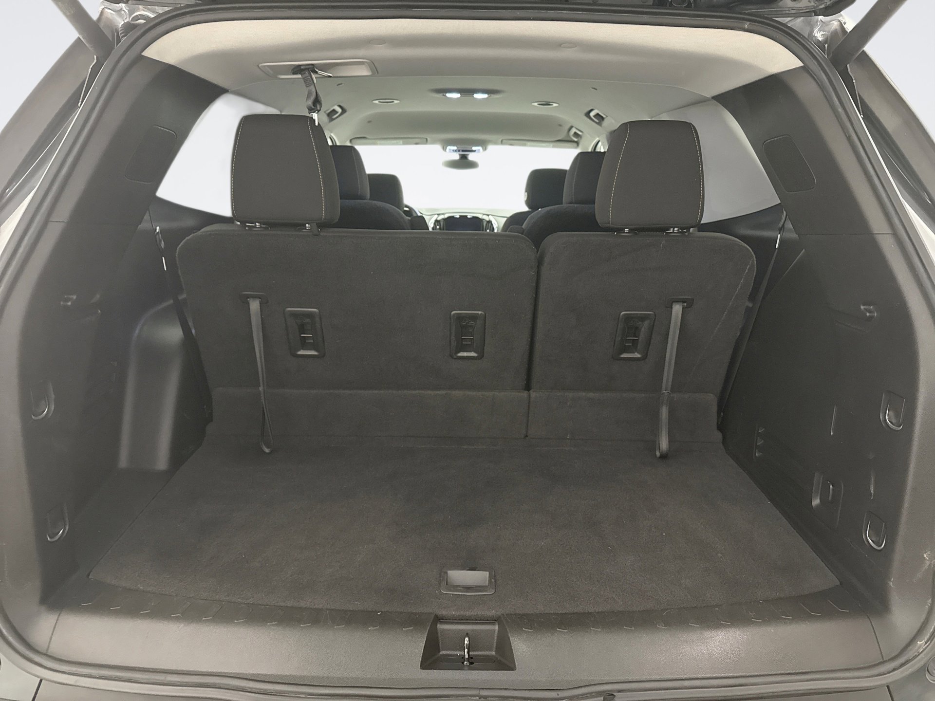 Used 2020 Chevrolet Traverse LT image 21
