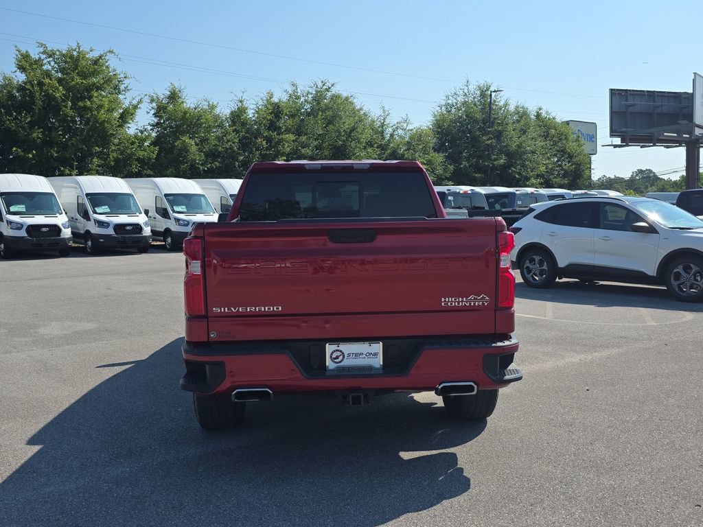Used 2024 Chevrolet Silverado 1500 High Country w/ Max Trailering Package AWD/4WD image 6