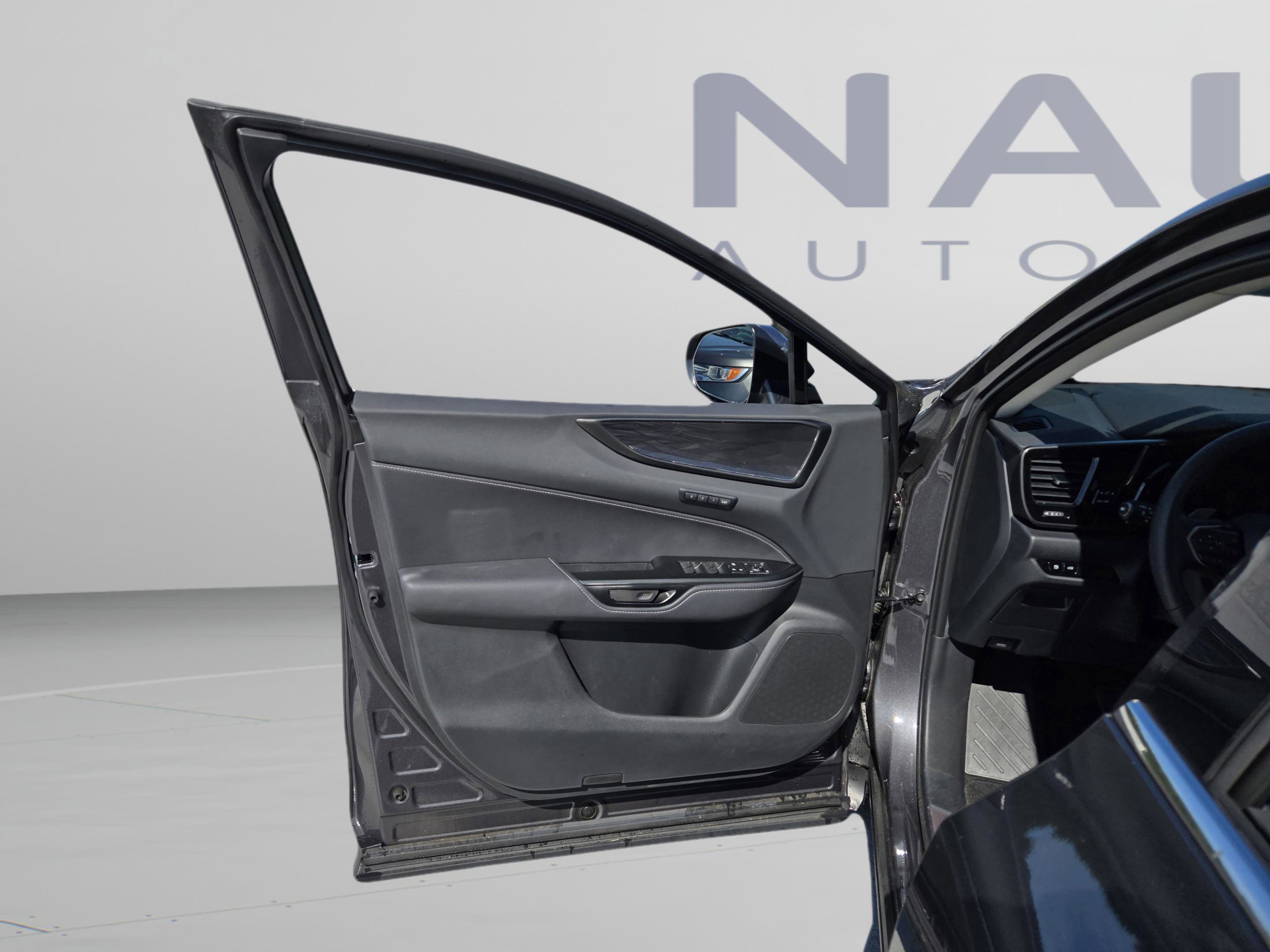 Certified 2025 Lexus NX 250 FWD w/ Accessory Package (Z1) image 12