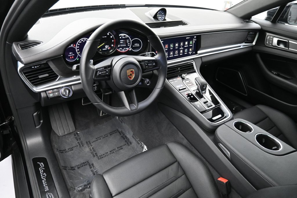 Certified 2023 Porsche Panamera 4 Platinum Edition AWD/4WD image 4
