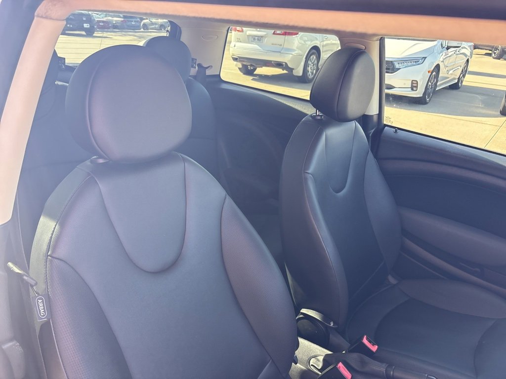 Used 2012 MINI Cooper Hardtop image 23