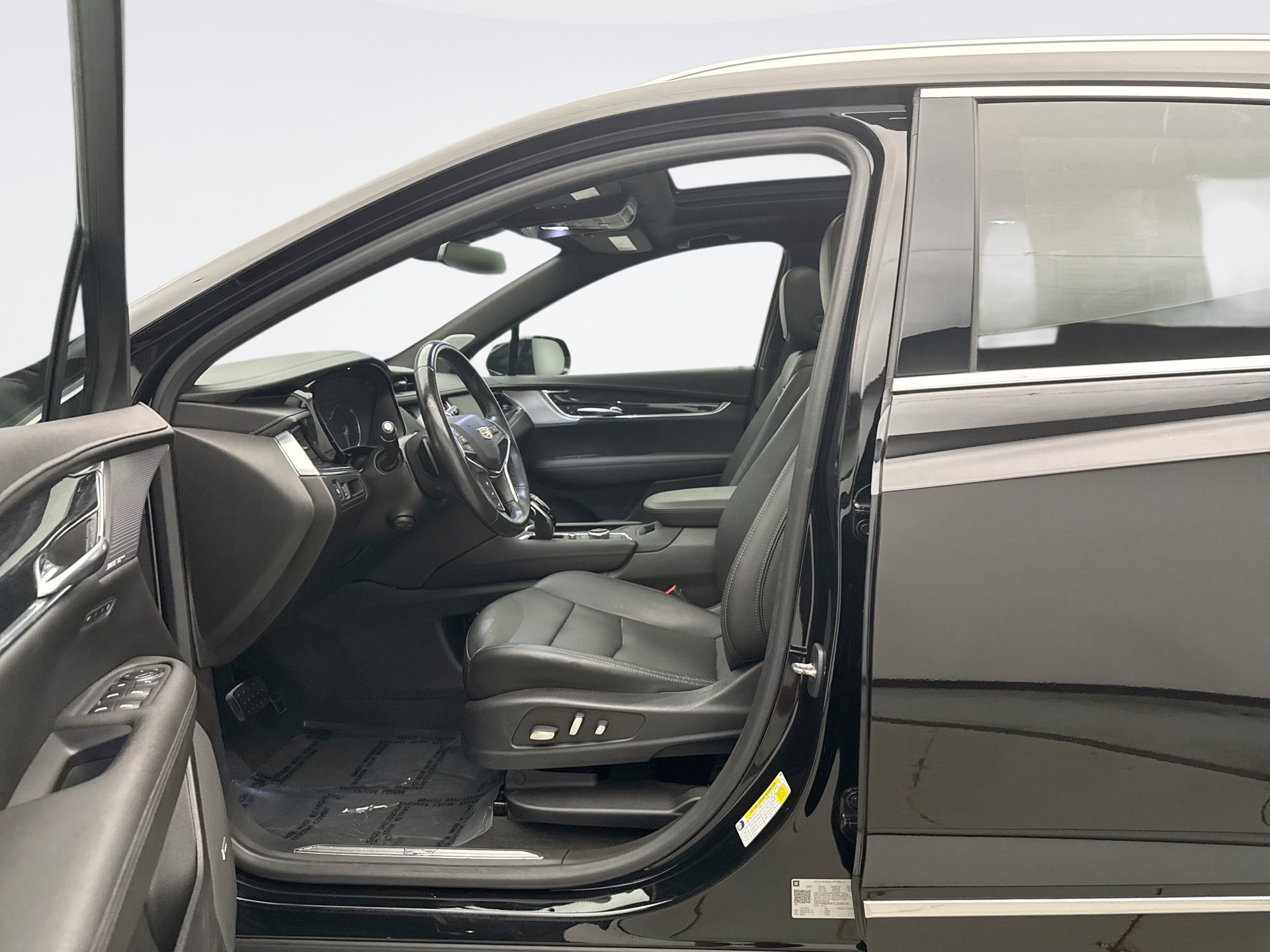 Used 2020 Cadillac XT5 Premium Luxury AWD/4WD image 11