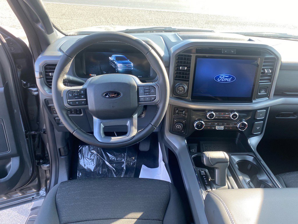 New 2025 Ford F150 XLT w/ Equipment Group 302A MID image 16