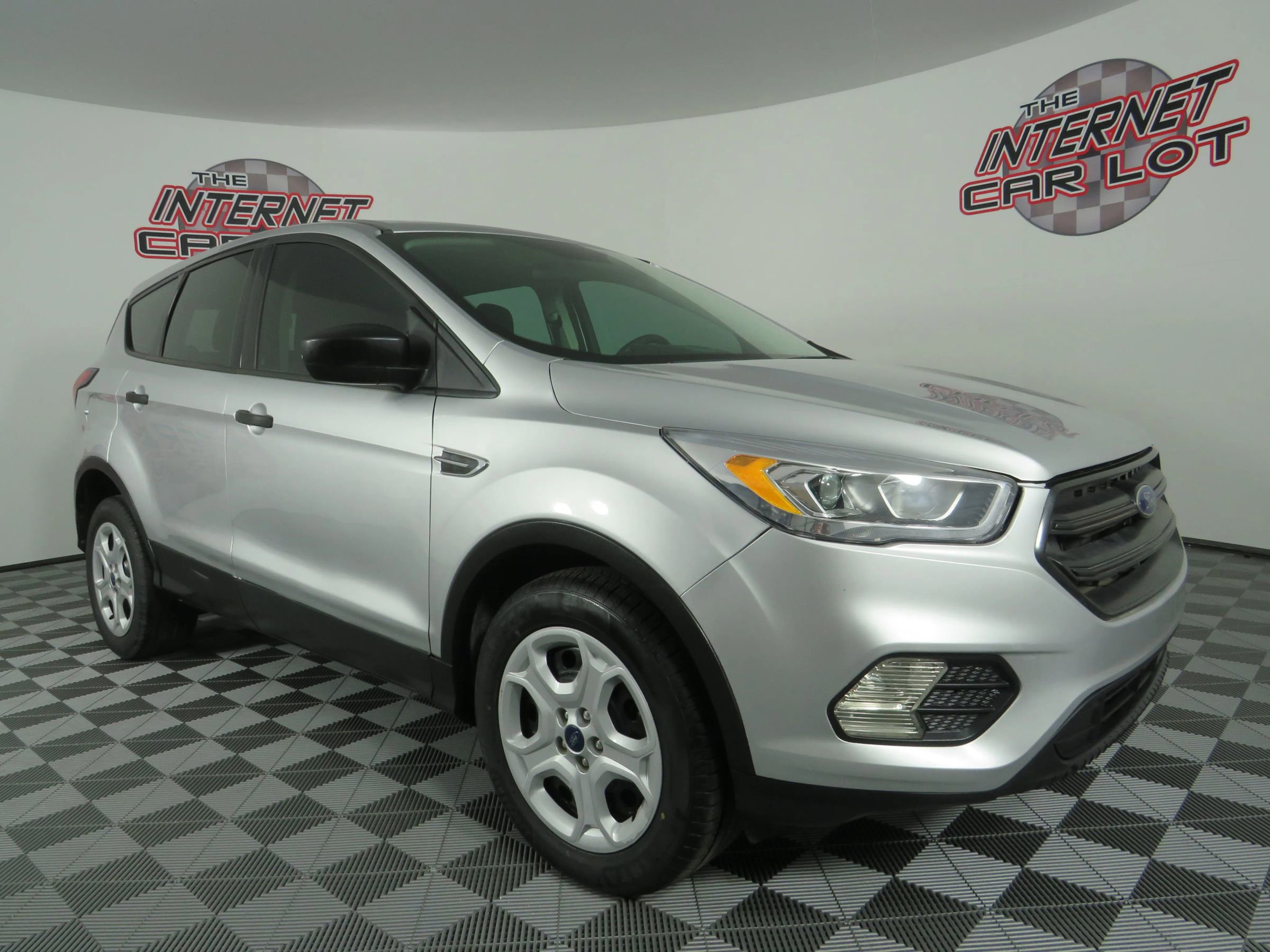 Used 2019 Ford Escape S FWD image 9